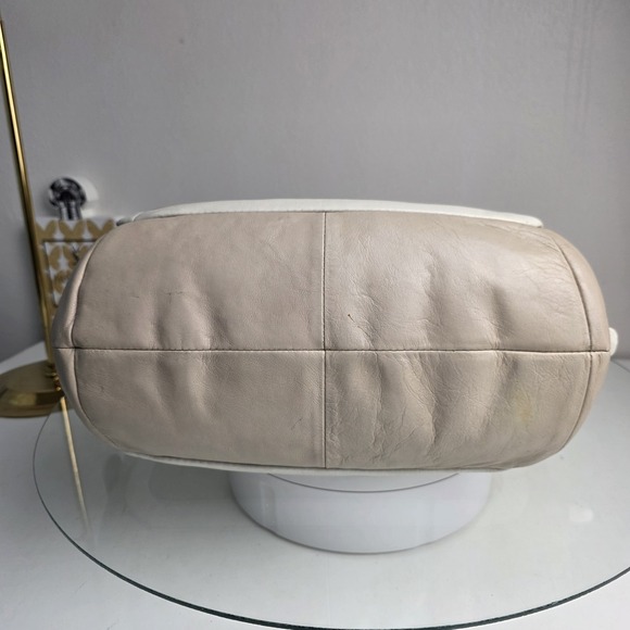 Coach Cricket Leather Tote Shoulder Bag Satchel Purse Medium White Tan Beige - Picture 4 of 16